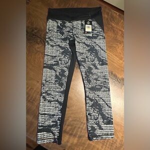 NEW UA Under Armour Heatgear 7/8 Leggings